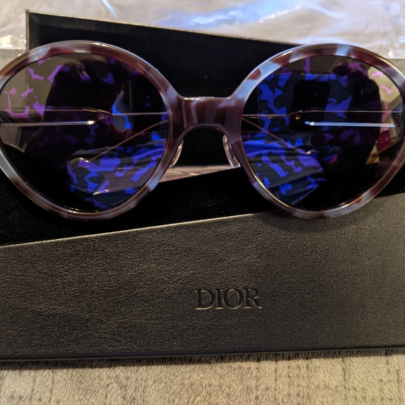 Beautiful Christian Dior sunglasses main image 7